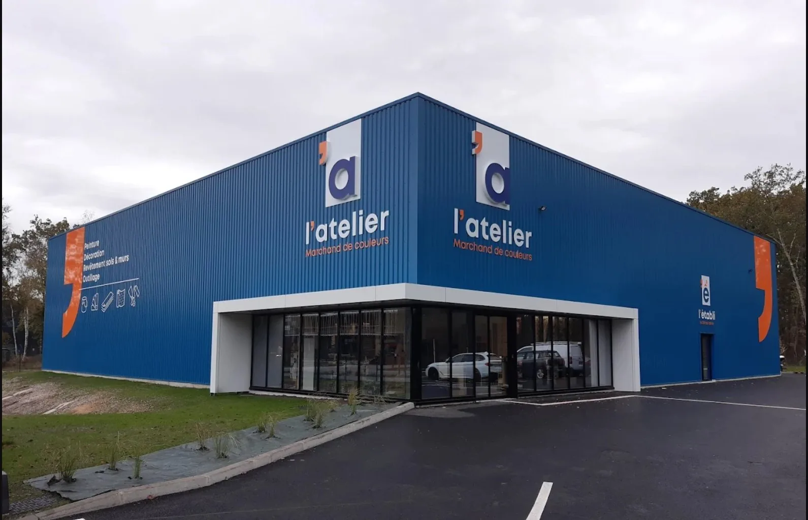 Façade du magasin L'Atelier à Mérignac